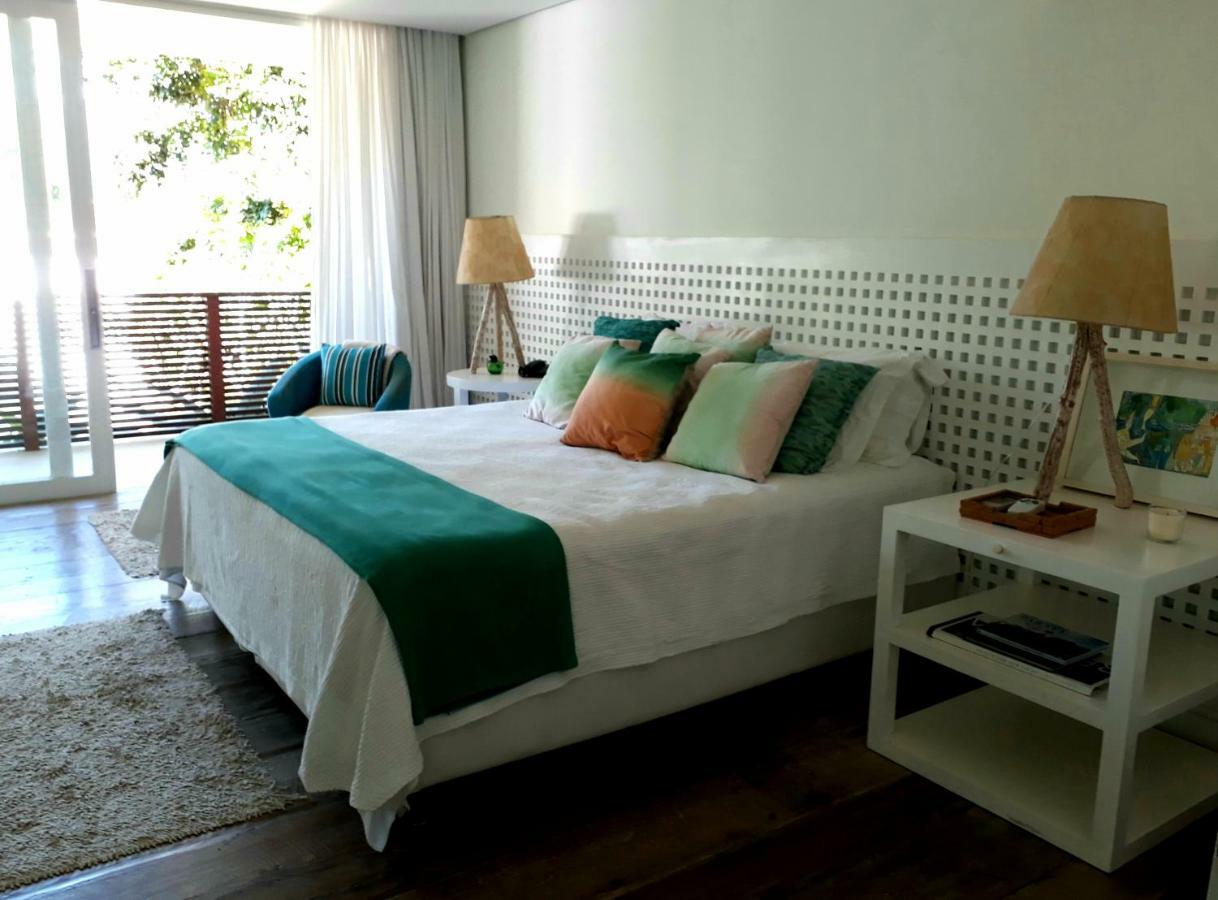 Tropical Contemporary Suites Парати Екстериор снимка