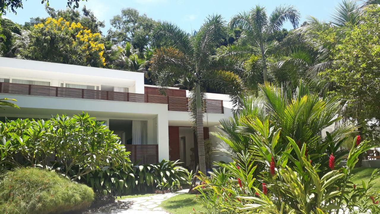 Tropical Contemporary Suites Парати Екстериор снимка