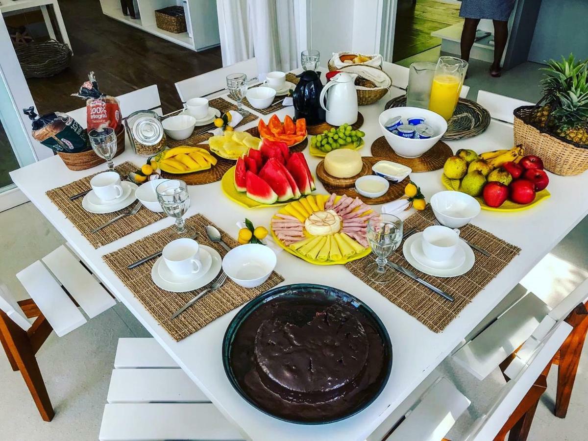 Tropical Contemporary Suites Парати Екстериор снимка