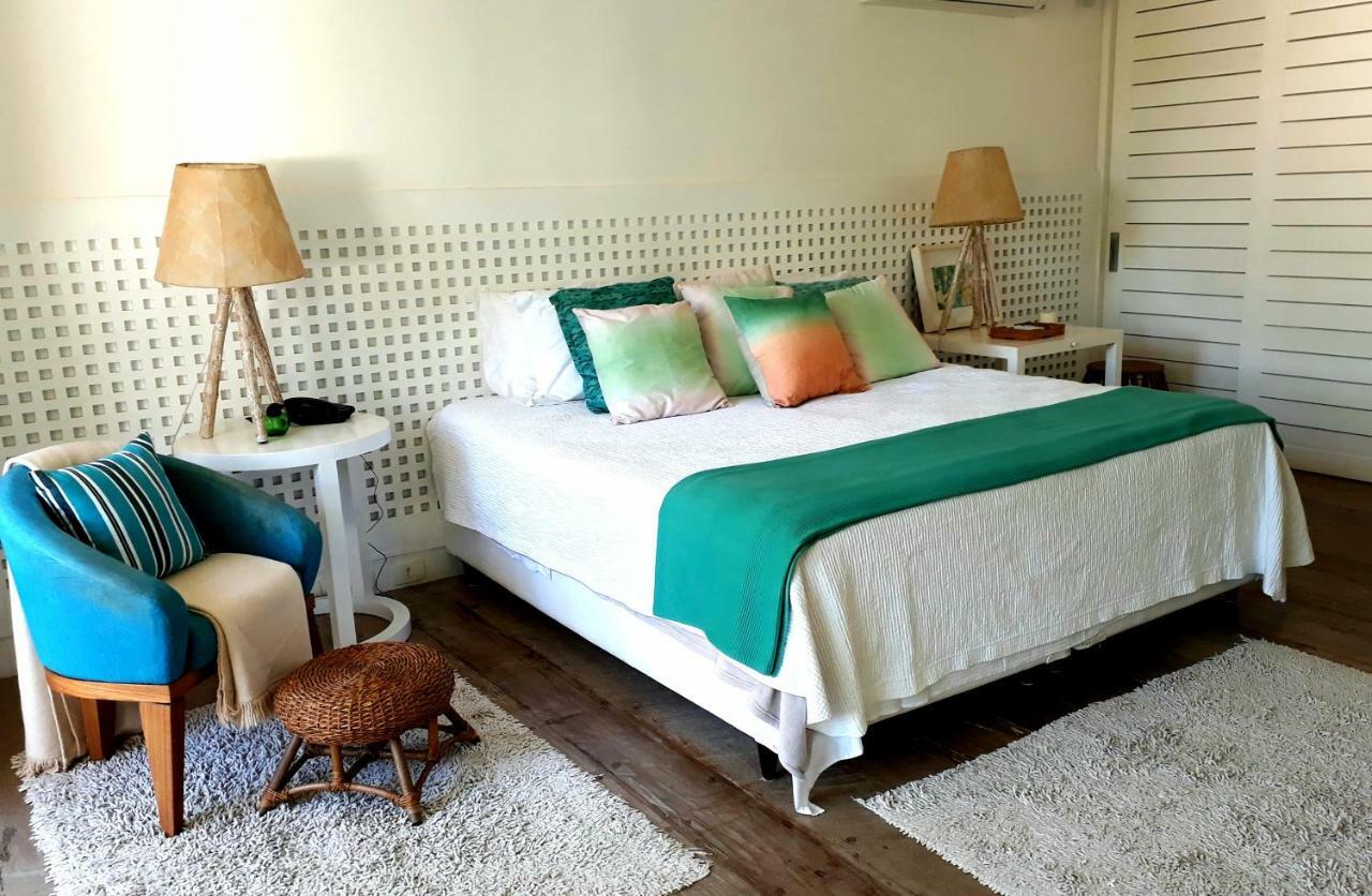 Tropical Contemporary Suites Парати Екстериор снимка