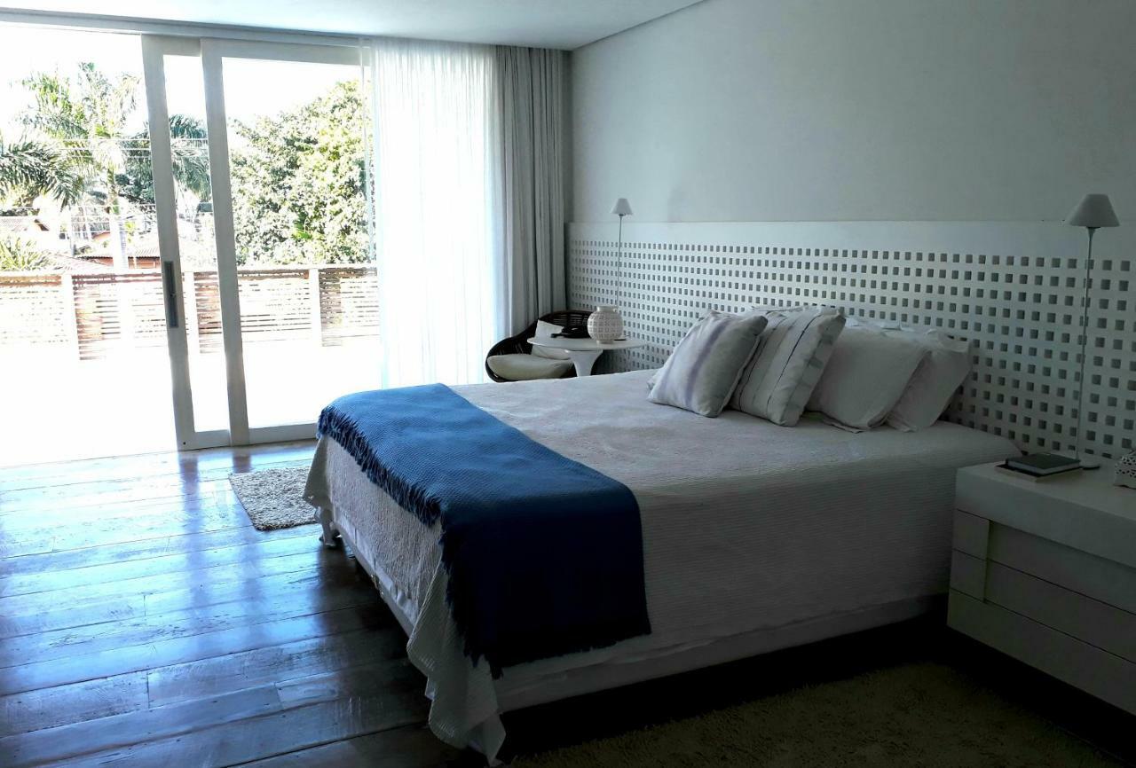 Tropical Contemporary Suites Парати Екстериор снимка