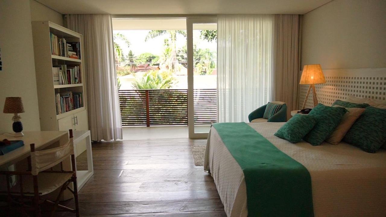 Tropical Contemporary Suites Парати Екстериор снимка